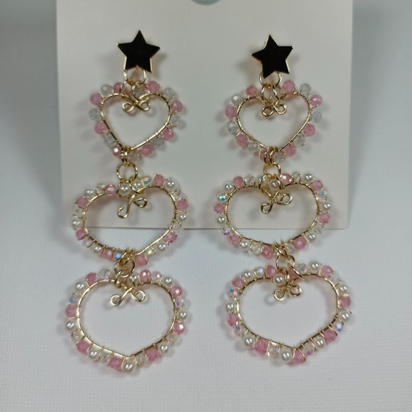 BEAUTIFUL CUTE PINK CRYSTALS HEART EARRINGS BRIDAL WEDDING SHELL PEARLS COQUETTE - Picture 1 of 3